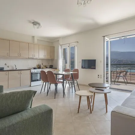 Ardavani 9 Apartment